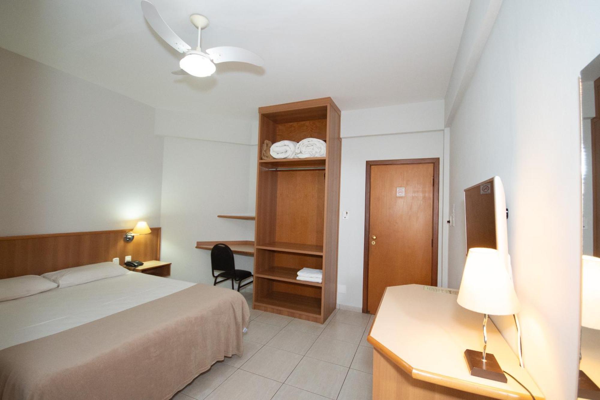 Hotel Ouro Lavras Extérieur photo