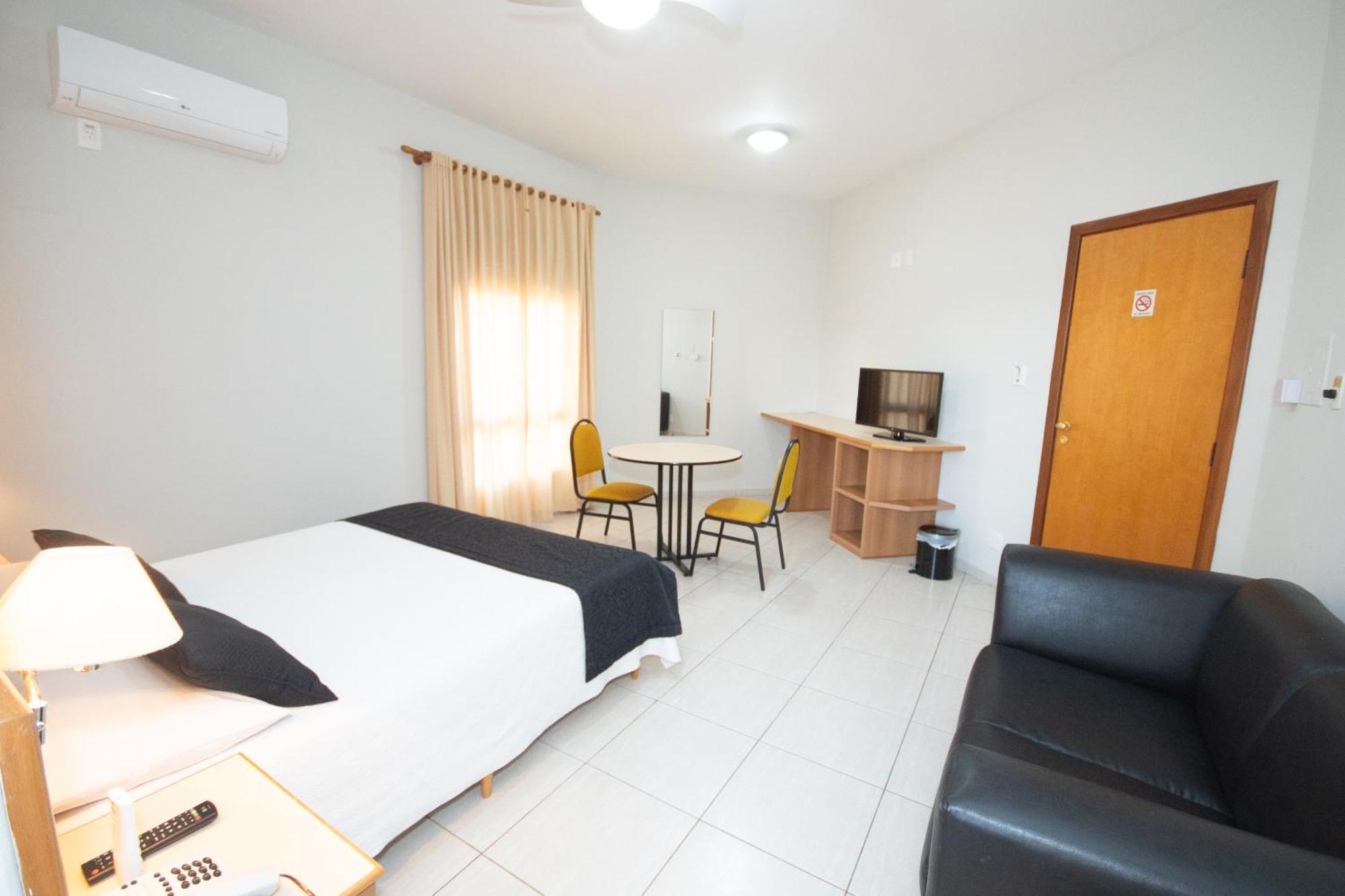 Hotel Ouro Lavras Extérieur photo